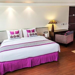 Signature Room